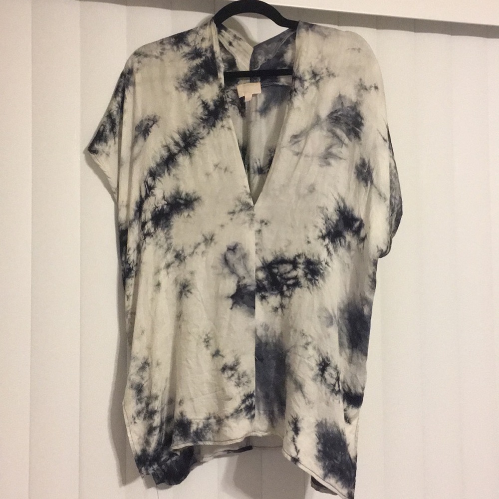 Karlie Tunic